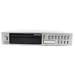AKAI UC-S5 AM/FM Digital Synthesizer Tuner Vintage