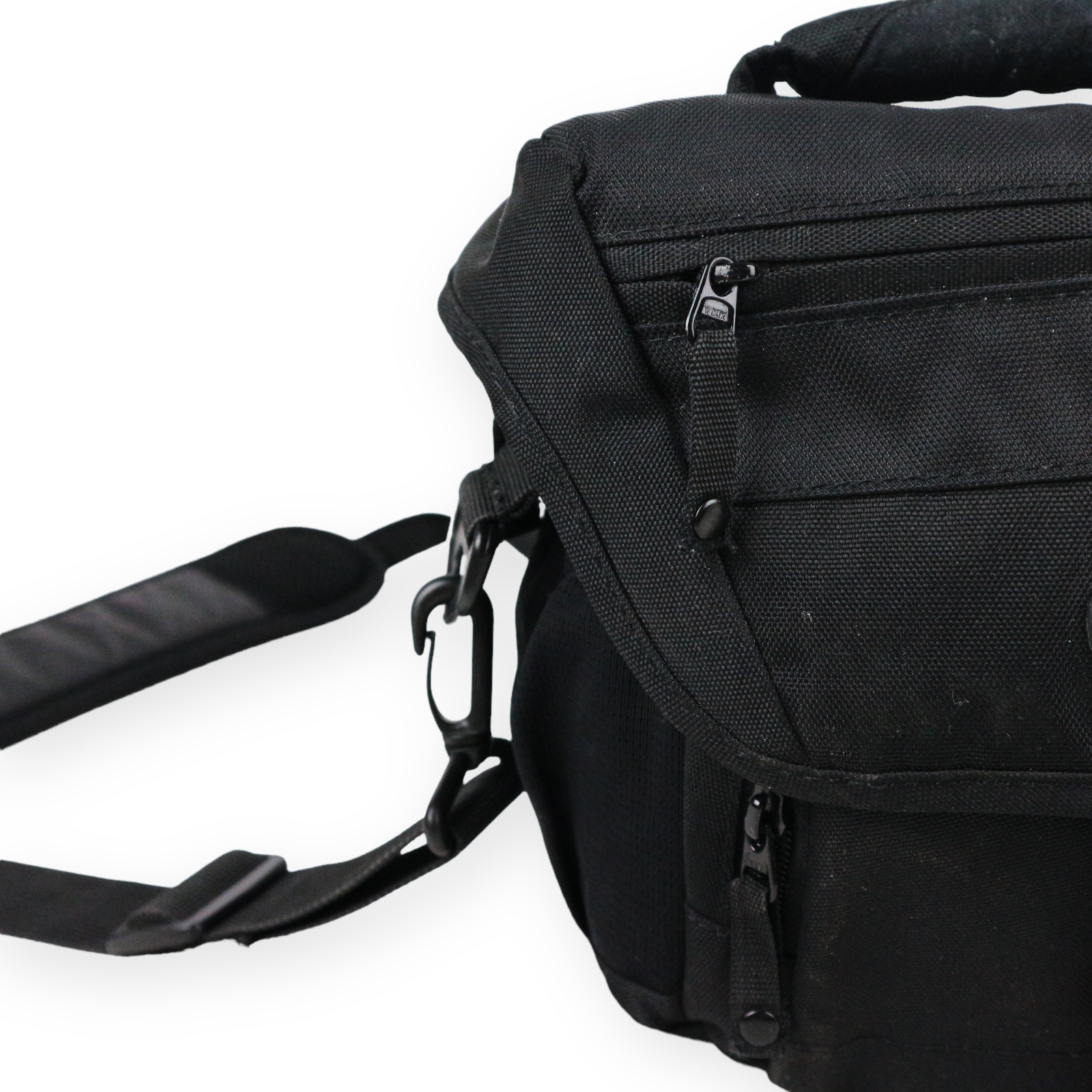 Lowepro Nova 160 AW II Black - Camera Sling Bag - Image 3