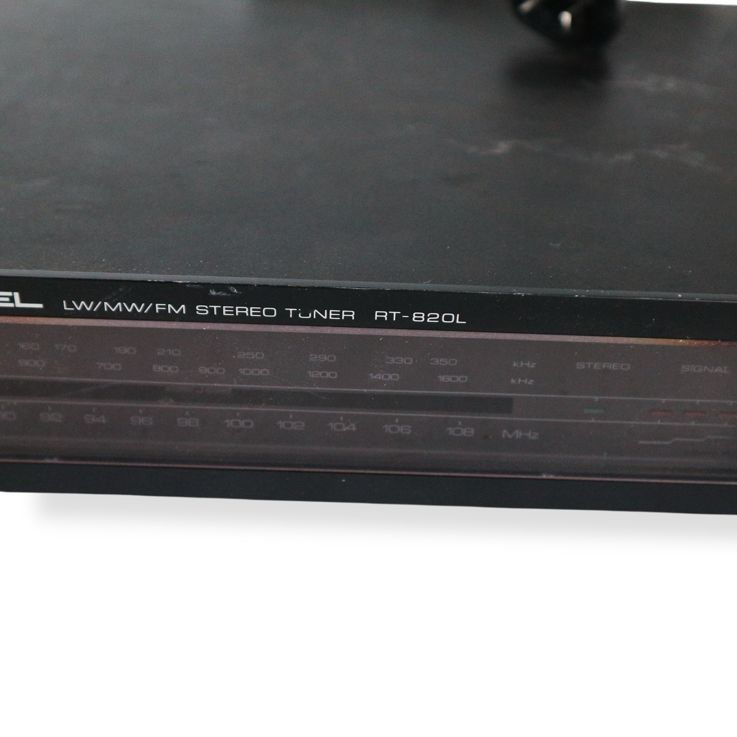 Rotel RT-820 AM / FM Stereo Tuner TESTED - Image 4